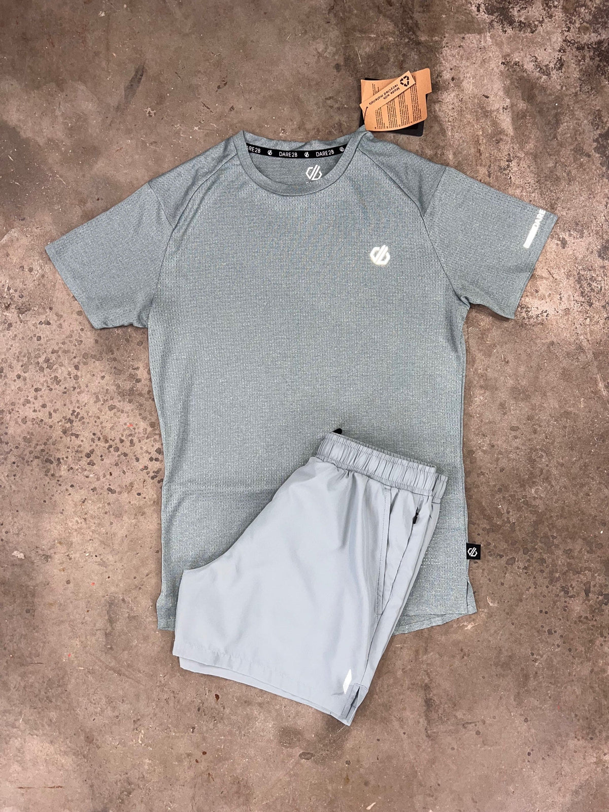 Dare2b Momentum Slate Set - T Shirt / Grey Shorts