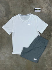 Nike Breathe White Set - T Shirt / Shorts