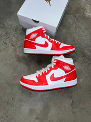 Nike Air Jordan - White / Red