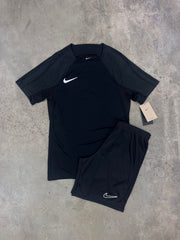 Nike Strike 3 Black Set - T Shirt / Shorts