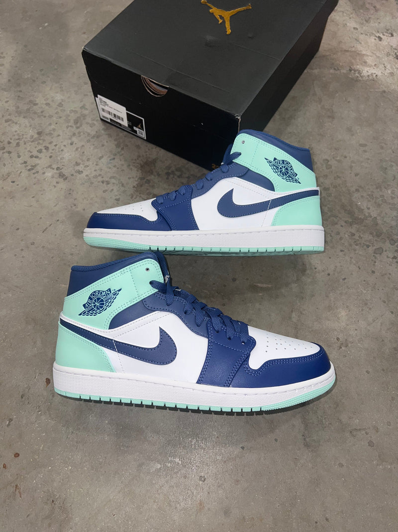 TRAINERS